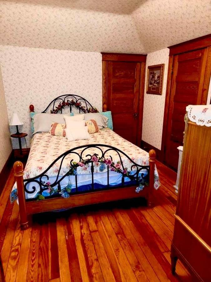 Waynesboro Historic 1912 Hoover House Bed And Breakfast المظهر الخارجي الصورة